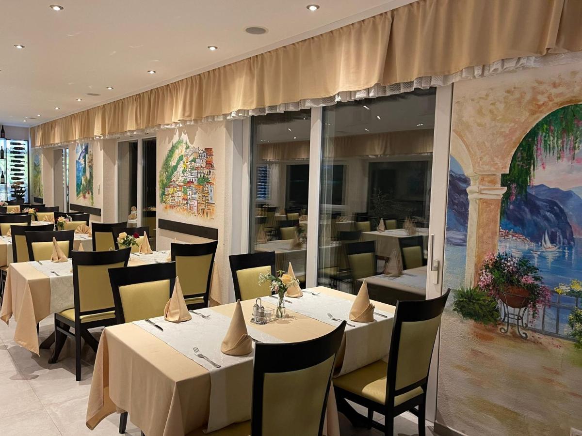 Hotel Ristomassimo Gastromomia Italiana Buttenwiesen Esterno foto