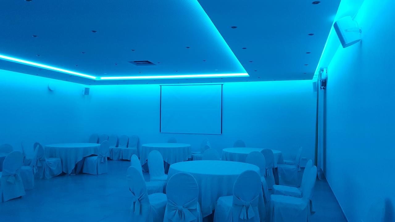 Hotel Ristomassimo Gastromomia Italiana Buttenwiesen Esterno foto